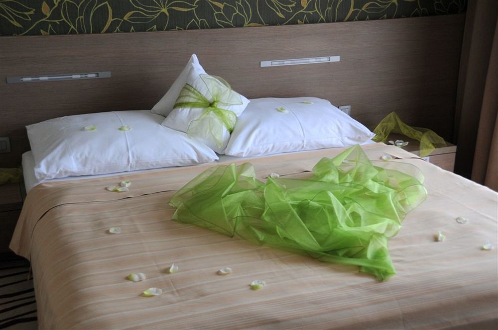 Hotel Ponteo - Activity Park Bratislava Eksteriør bilde
